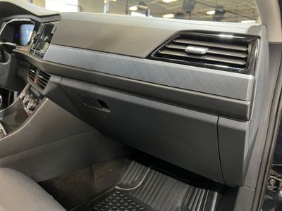 2024 Volkswagen Jetta — photo 12 view