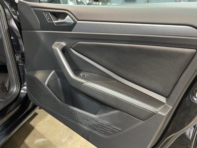 2024 Volkswagen Jetta — photo 21 view