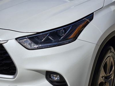 2023 Toyota Highlander Hybrid — detail view