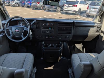 2025 GMC Savana 3500 - Photo 15