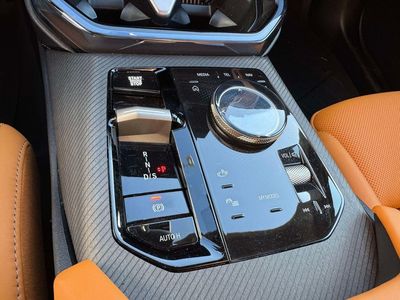 2025 BMW X3 — photo 10 view