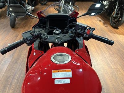 2025 Honda CBR500R - Photo 14