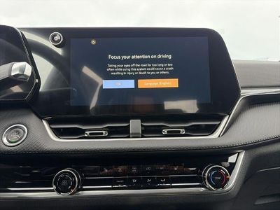 2026 Chevrolet Equinox — photo 13 view