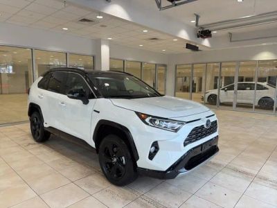 2021 Toyota RAV4 Hybrid XSE - Photo 9