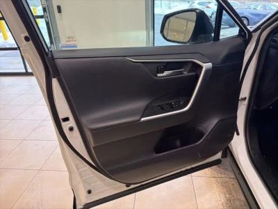 2021 Toyota RAV4 Hybrid XSE - Photo 12