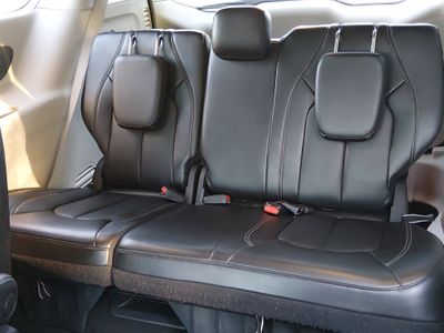 2023 Chrysler Pacifica — photo 17 view