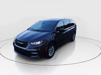 2023 Chrysler Pacifica — rear three-quarter view