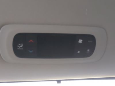 2023 Chrysler Pacifica — photo 21 view