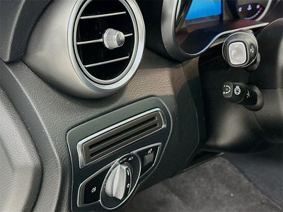 2019 Mercedes-Benz C-Class - Photo 8