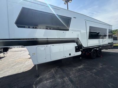2026 Brinkley RV Model Z - Photo 3