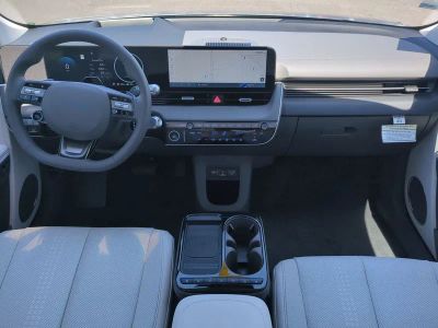 2026 Hyundai IONIQ 5 — photo 18 view