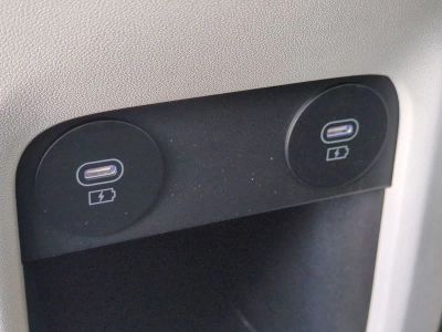 2026 Hyundai IONIQ 5 — photo 17 view