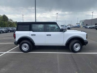 2025 Ford Bronco - Photo 2