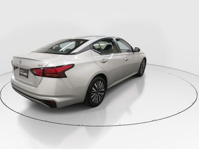2024 Nissan Altima — photo 7 view