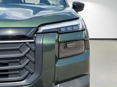2026 Subaru Outback — photo 9 view
