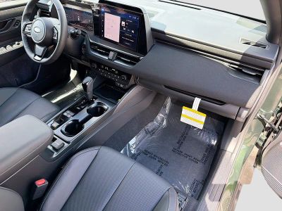 2026 Subaru Outback — photo 13 view