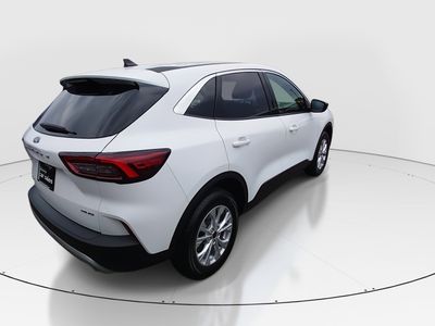 2024 Ford Escape — photo 7 view