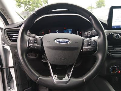 2024 Ford Escape — photo 12 view