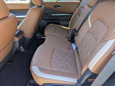 2026 Nissan Pathfinder — photo 17 view