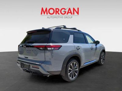 2026 Nissan Pathfinder — photo 8 view