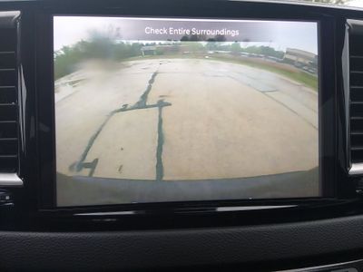 2023 Chrysler Pacifica — photo 16 view