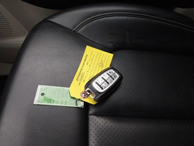 2023 Chrysler Pacifica — photo 15 view