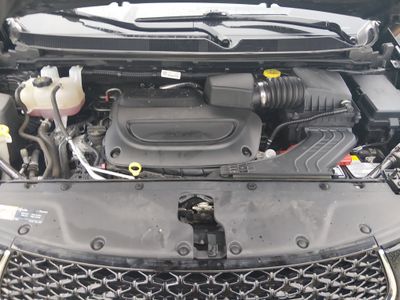 2023 Chrysler Pacifica — photo 9 view