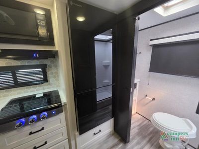 2025 Jayco Jay Feather — photo 30 view