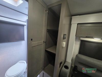 2025 Jayco Jay Feather — photo 34 view