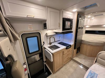 2026 Thor Motor Coach CHATEAU - Photo 7