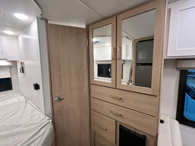 2026 Thor Motor Coach CHATEAU - Photo 18