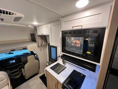 2026 Thor Motor Coach CHATEAU - Photo 14