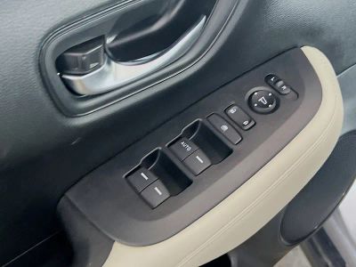 2025 Honda HR-V — photo 14 view