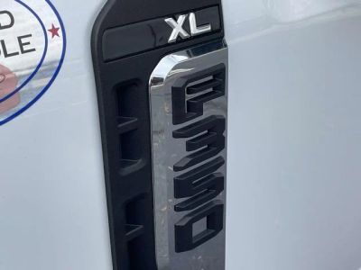 2026 Ford F-350SD — photo 22 view