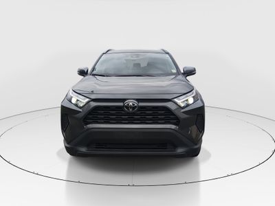 2025 Toyota RAV4 - Photo 2