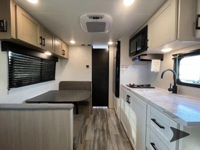 2026 Jayco Jay Flight SLX - Photo 13