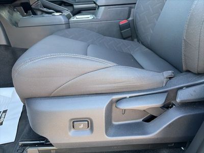 2025 Toyota Tacoma - Photo 10