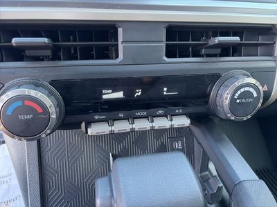 2025 Toyota Tacoma - Photo 17