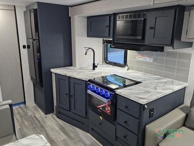 2026 Coachmen RV Apex Ultra-Lite - Photo 13