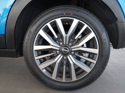 2024 Nissan Kicks — photo 10 view
