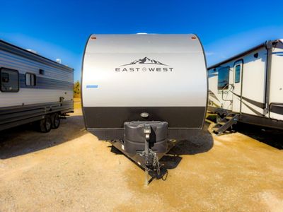 2019 EAST TO WEST Della Terra - Photo 5