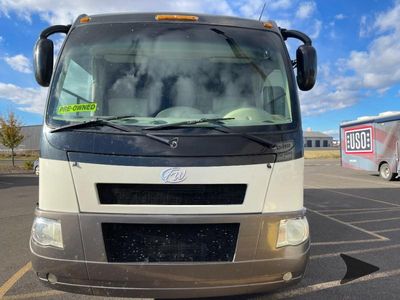 2011 Thor Motor Coach Serrano - Photo 3