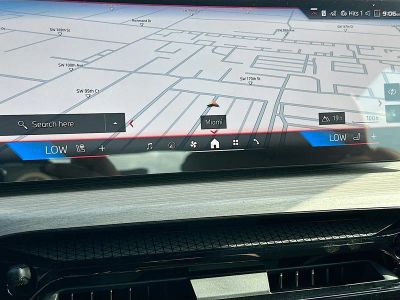 2026 BMW i4 — photo 10 view