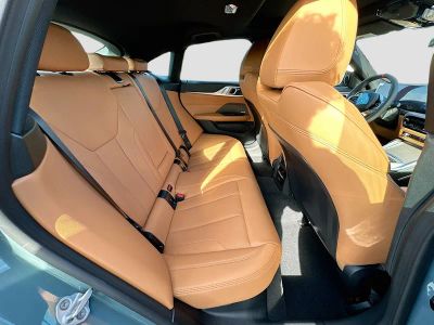 2026 BMW i4 — photo 22 view