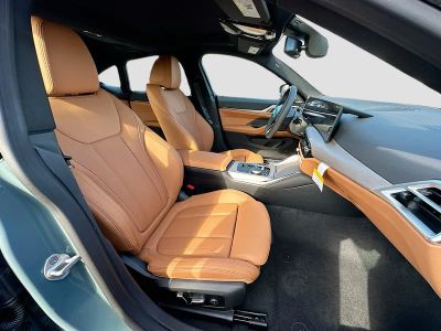 2026 BMW i4 — photo 23 view