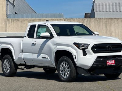 2026 Toyota Tacoma - Photo 8