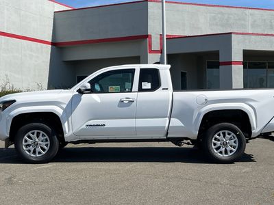 2026 Toyota Tacoma - Photo 4