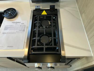 2026 Grand Design LINEAGE SERIES M - Photo 11