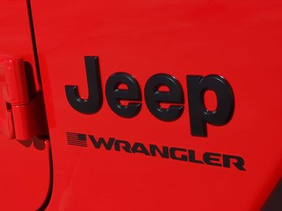 2026 Jeep Wrangler - Photo 13