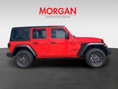 2026 Jeep Wrangler - Photo 8
